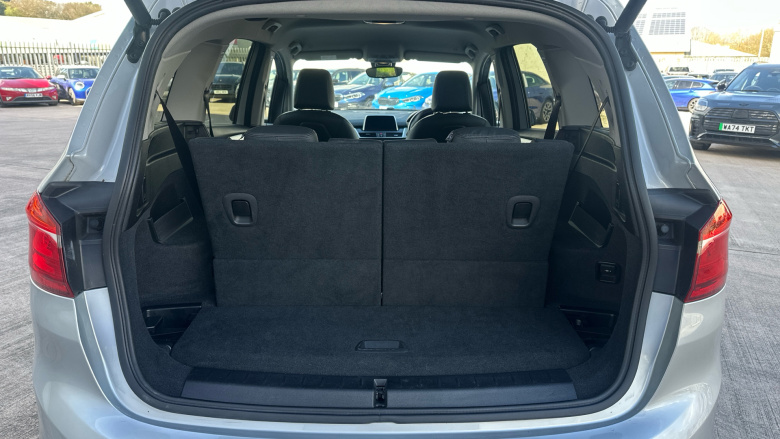 BMW 2 Series 218i Luxury 5dr Step Auto Petrol Estate